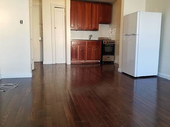 5th image of 784 4th Ave APT 2B