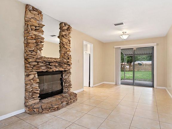 4th image of 3640 Calla Dr
