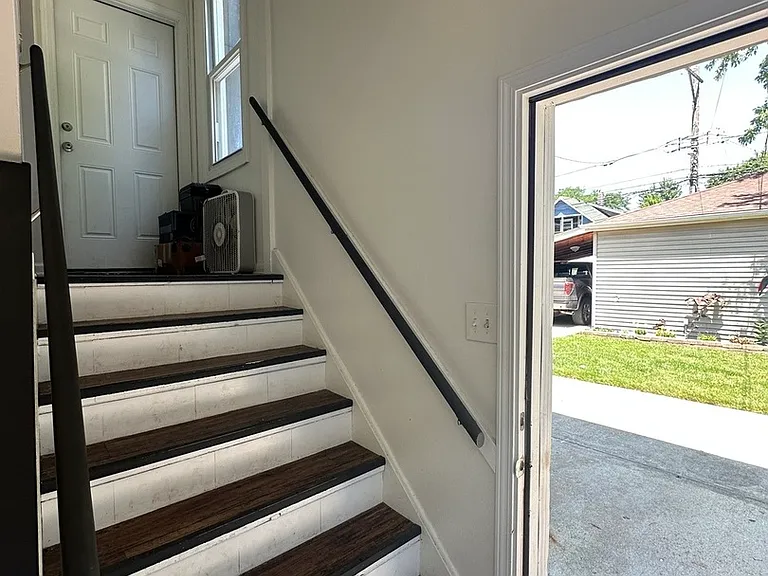 5110 W Byron St #1 — Photo 24