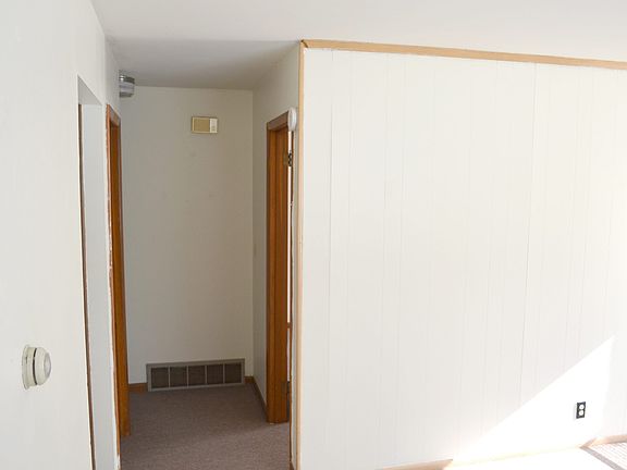 3rd image of 6300 Ervin Rd #11