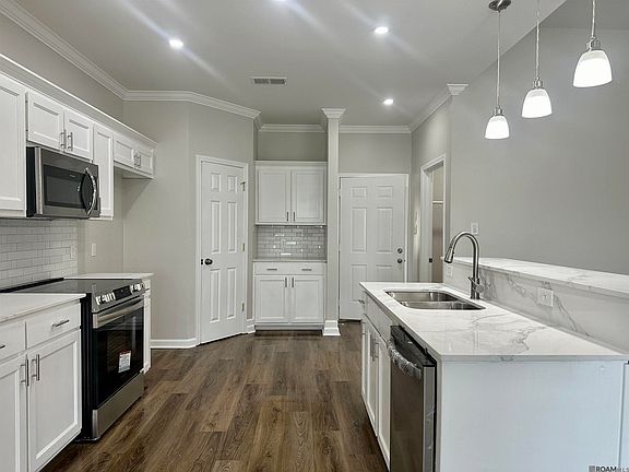 2nd image of 23875 Rosemont Dr