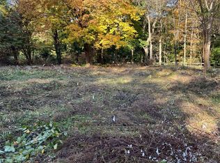 Dunlop Rd, Huntington, NY 11743