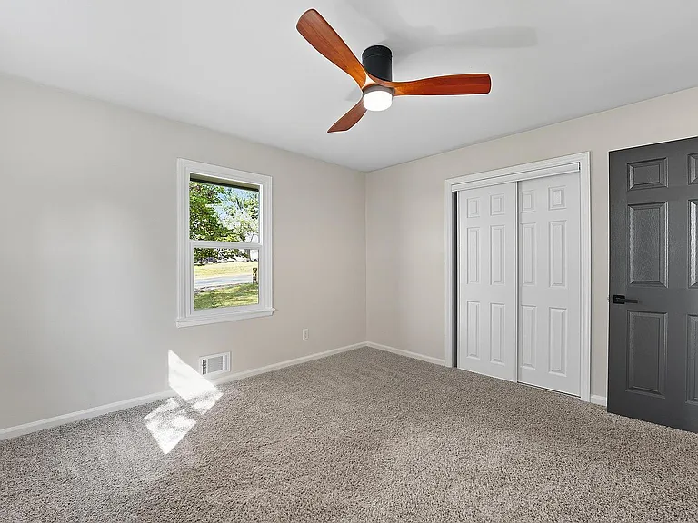3605 SW Pryor Rd — Photo 10