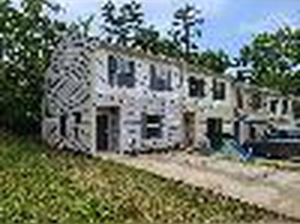12 Rochambeau Ct