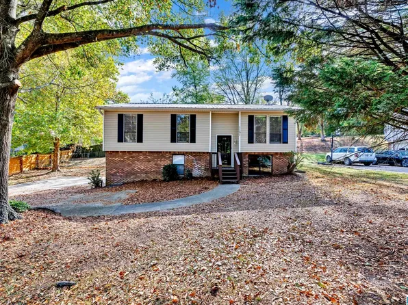 1151 Thompson Rd, Alabaster, AL 35007