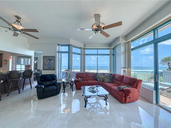 3rd image of 1540 Gulf Blvd APT 201