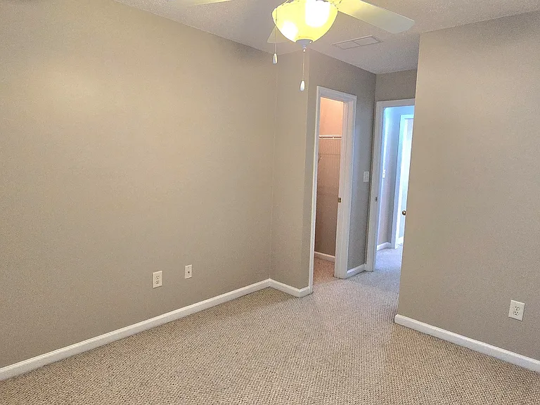 3 Castleton Ct — Photo 21