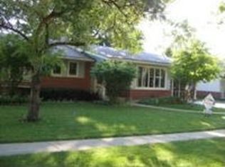 709 Brantwood Ave, Elk Grove Village, IL 60007