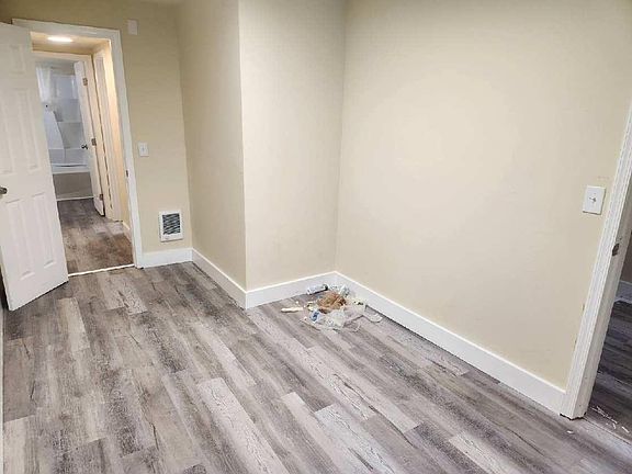 2nd image of 212 S Dunlop St #1