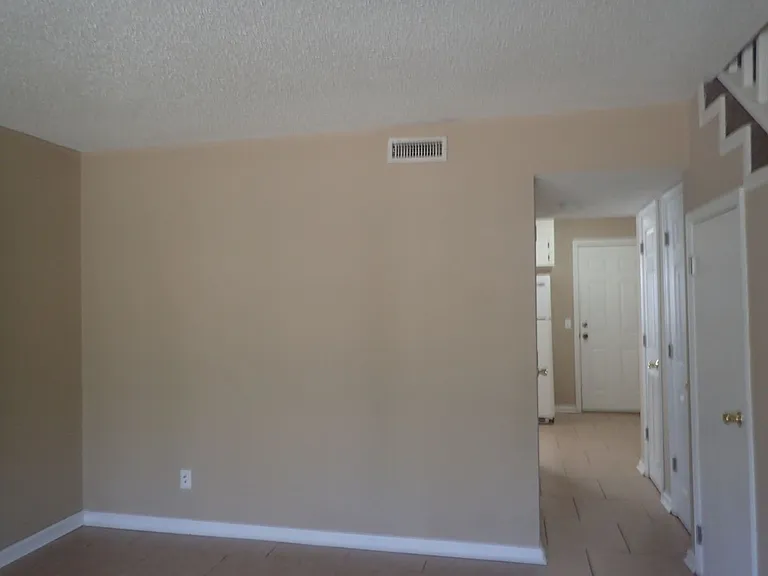 1305 Breckenridge Dr #11 — Photo 11