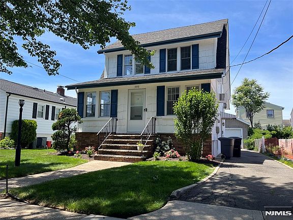 2nd image of 593 Palmer Ave