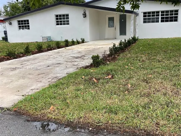 6641 McKinley St, Hollywood, FL 33024