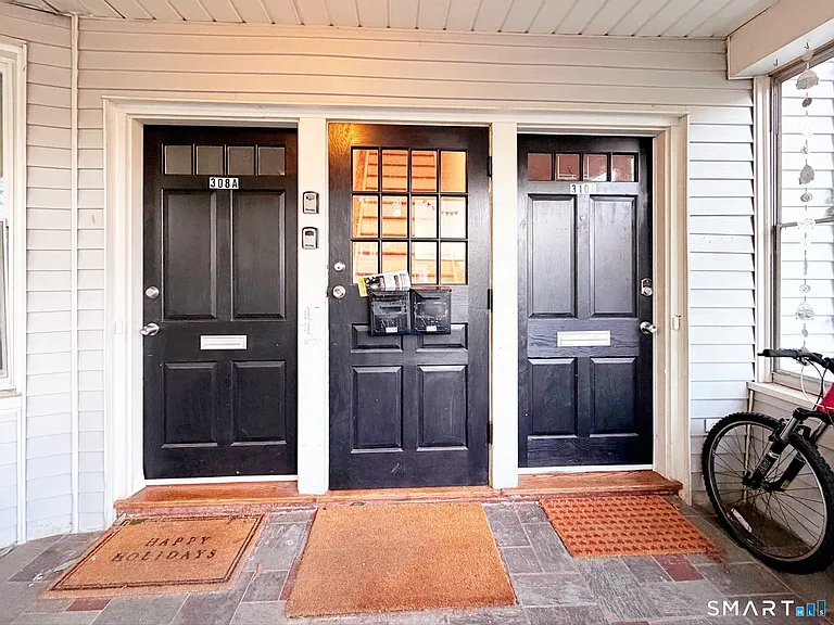 310 Alden Ave #B — Photo 7