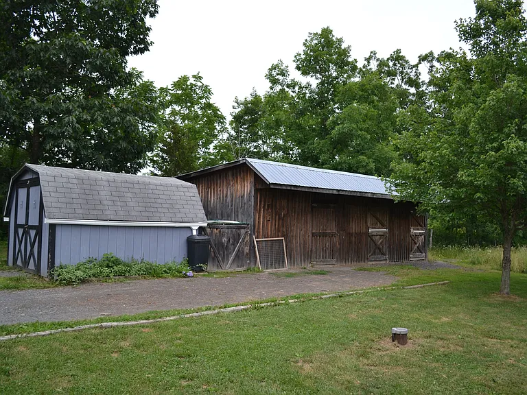 356 Crawford Rd — Photo 6