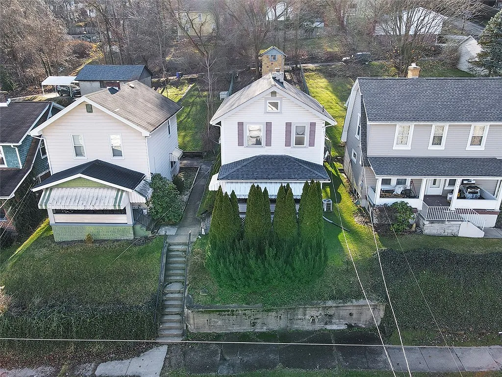 708 Hiland Ave photo 1