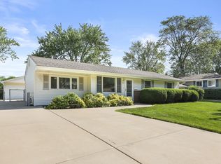 1514 Dedham Ln, Schaumburg, IL 60193