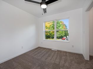 214 W Owatonna St #2, Duluth, MN 55803