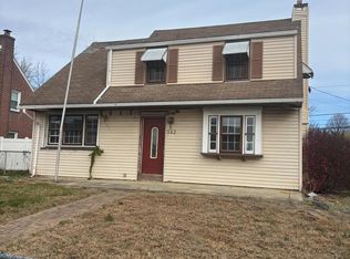 542 Stanbridge Rd, Morton, PA 19070