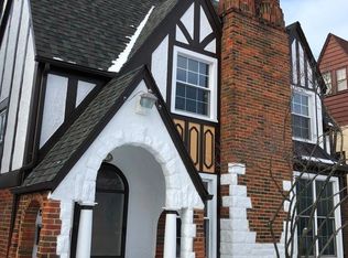 3570 Winchell Rd, Shaker Heights, OH 44122