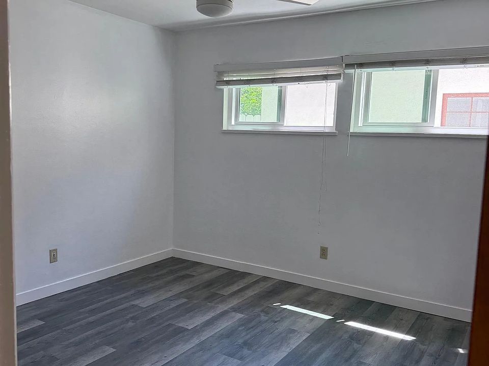 1st image of 471 E Ave