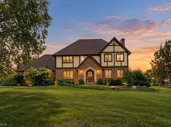 18079 Davis Rd, Dalton, OH 44618