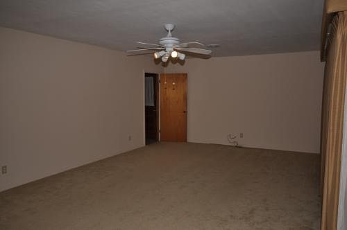 2nd image of 120 Beauregard St
