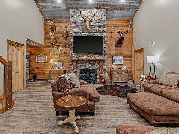 4th image of 1323 38 County Rd #304