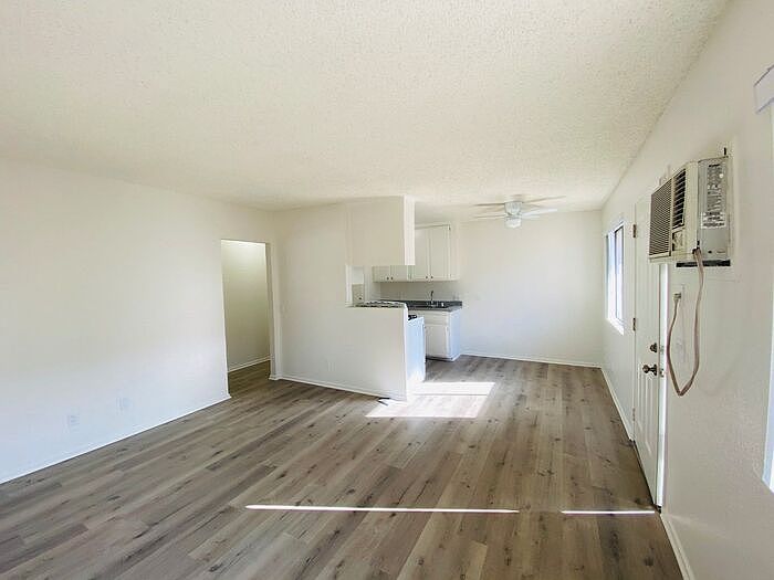1st image of 6318 Beck Ave APT 6