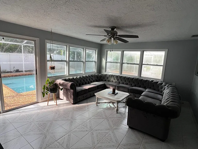 4038 Prado Dr — Photo 6