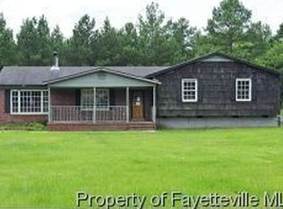 694 Dundee Cir, Raeford, NC 28376