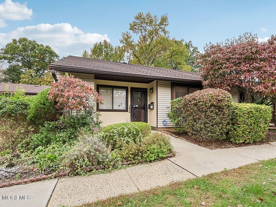 1st image of 150 Amberly Drive #A