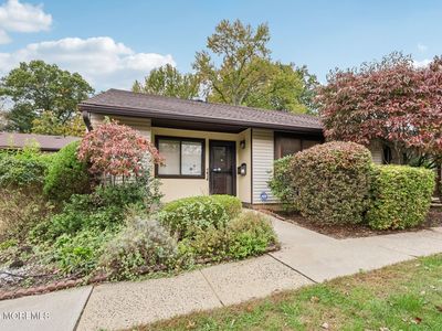150 Amberly Drive #A, Manalapan, NJ, 07726
