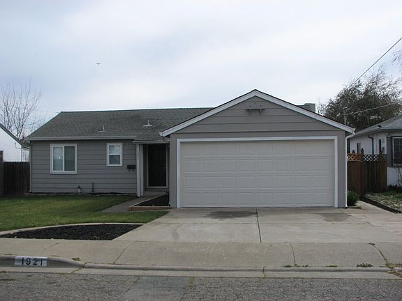 2nd image of 1921 Glenwood Dr