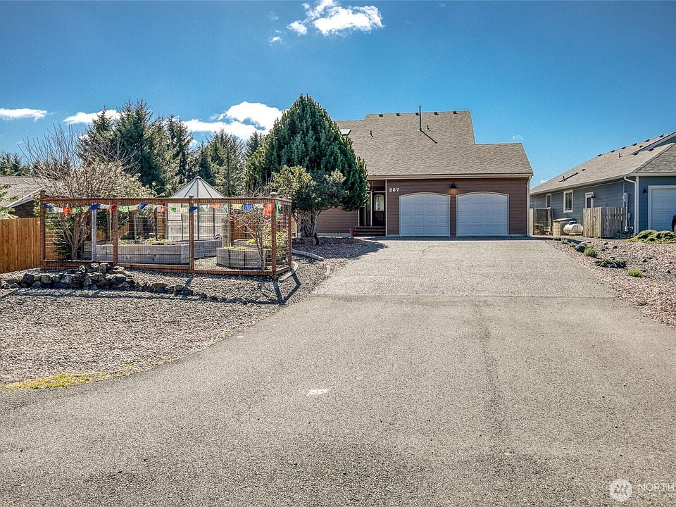 1st image of 257 Chaparral Street SE