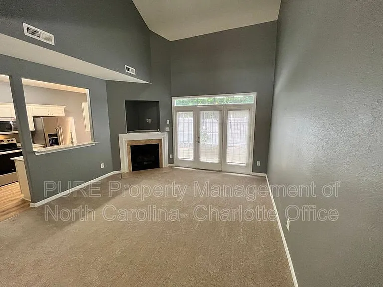 8267 Carob Tree Ln — Photo 8