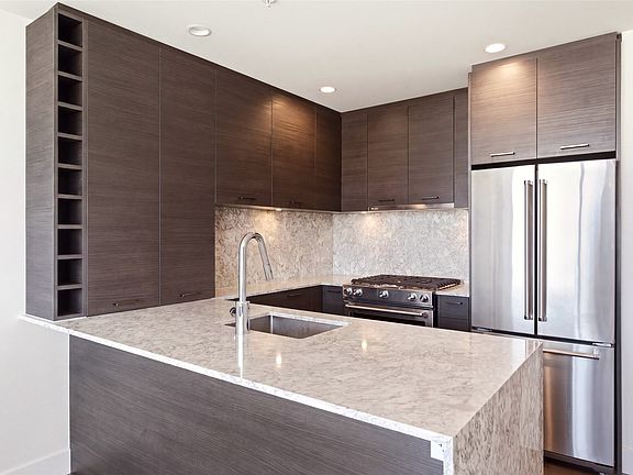 4th image of 1191 Sunset Dr #2307