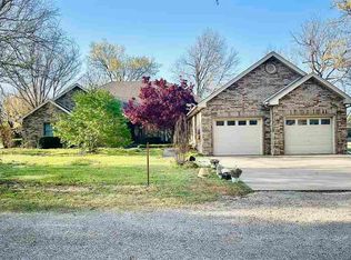 60 Woodcreek Rd, Ponca City, OK 74604