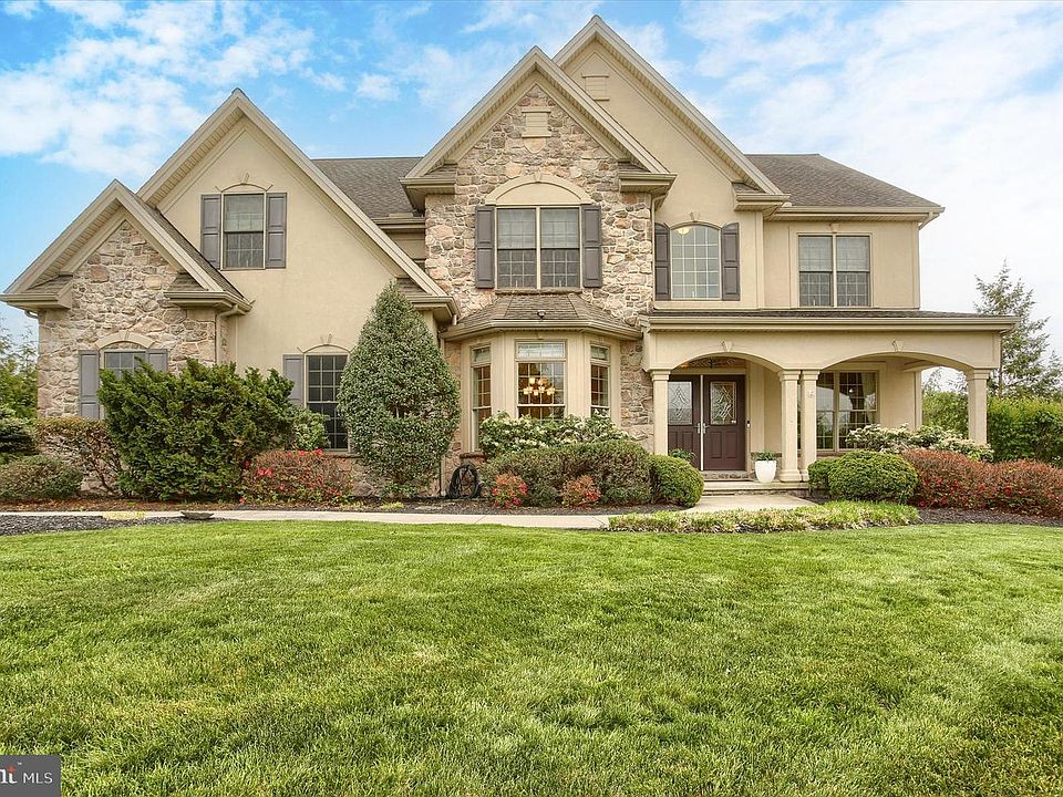 1st image of 6445 McCormick Ln