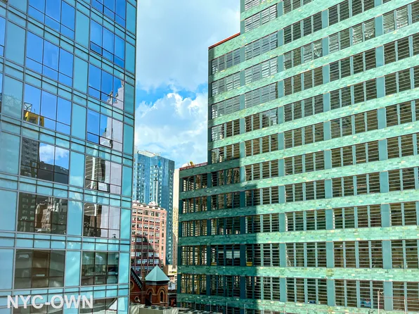 350 West 42nd Street image 14 of 18