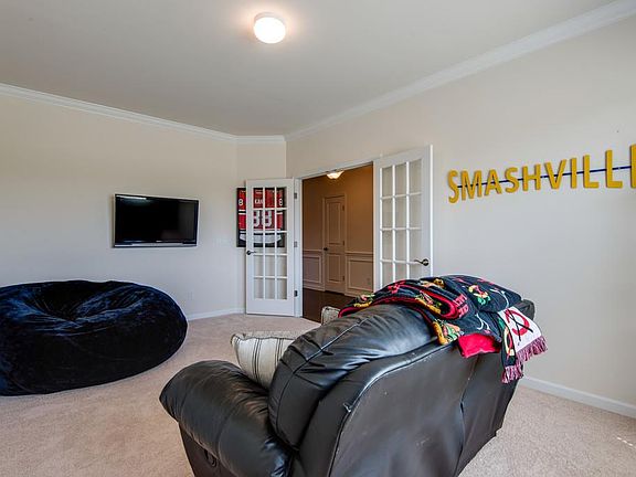 5th image of 1648 Lantana Dr