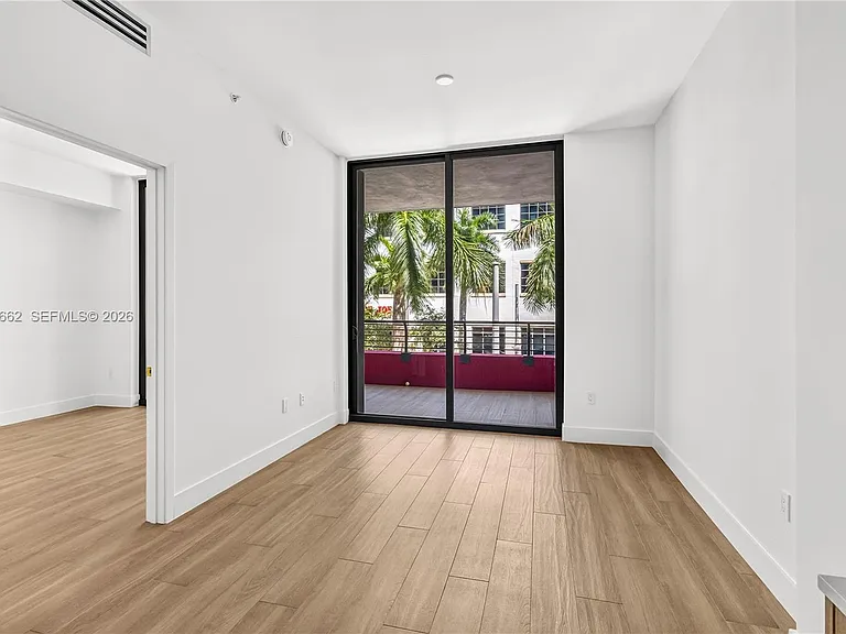 90 NE 32nd St #209 — Photo 3