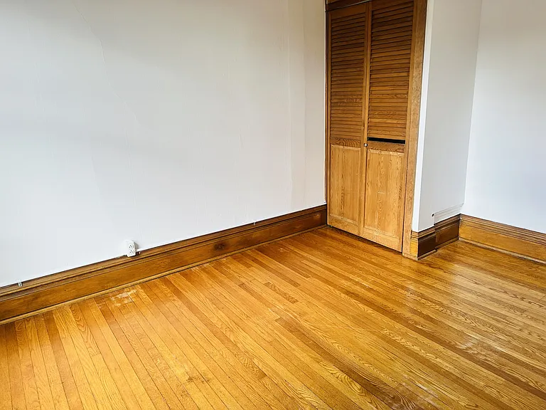384 1st St #384.5 — Photo 10