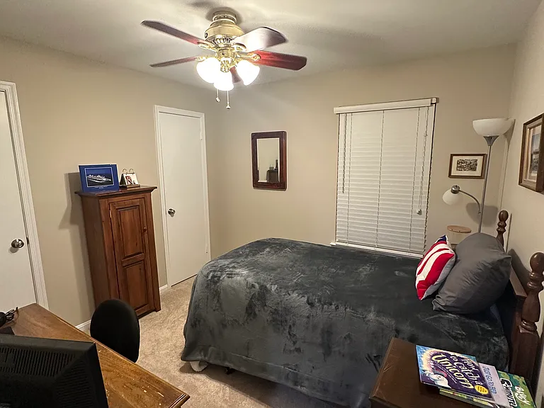 1st bedroom