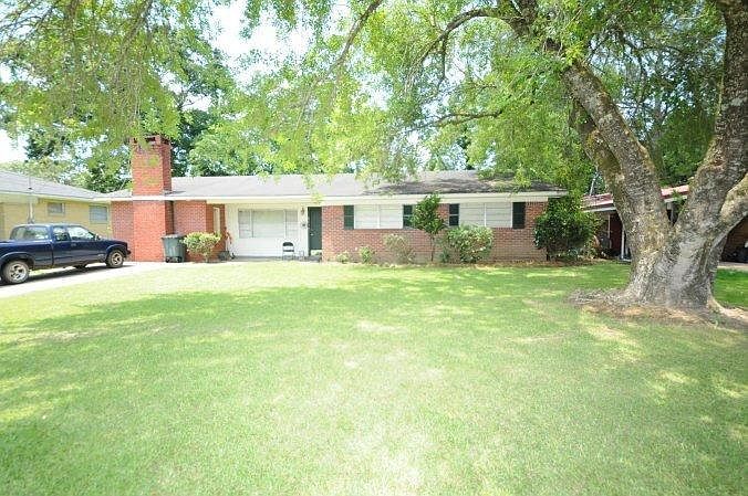1st image of 811 Greymont Dr