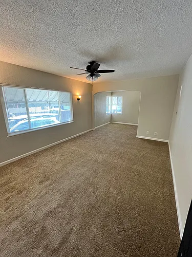 6106 Macarthur Blvd Photo 1
