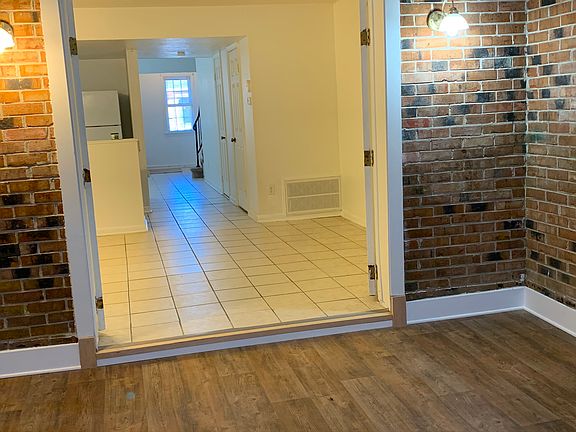 4th image of 371 Circuit Ln Unit E