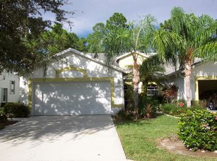 5250 Whitten Dr, Naples, FL 34104