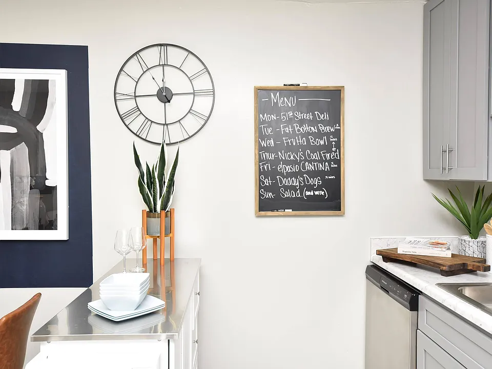 Kitchen + Modern Cabinetry