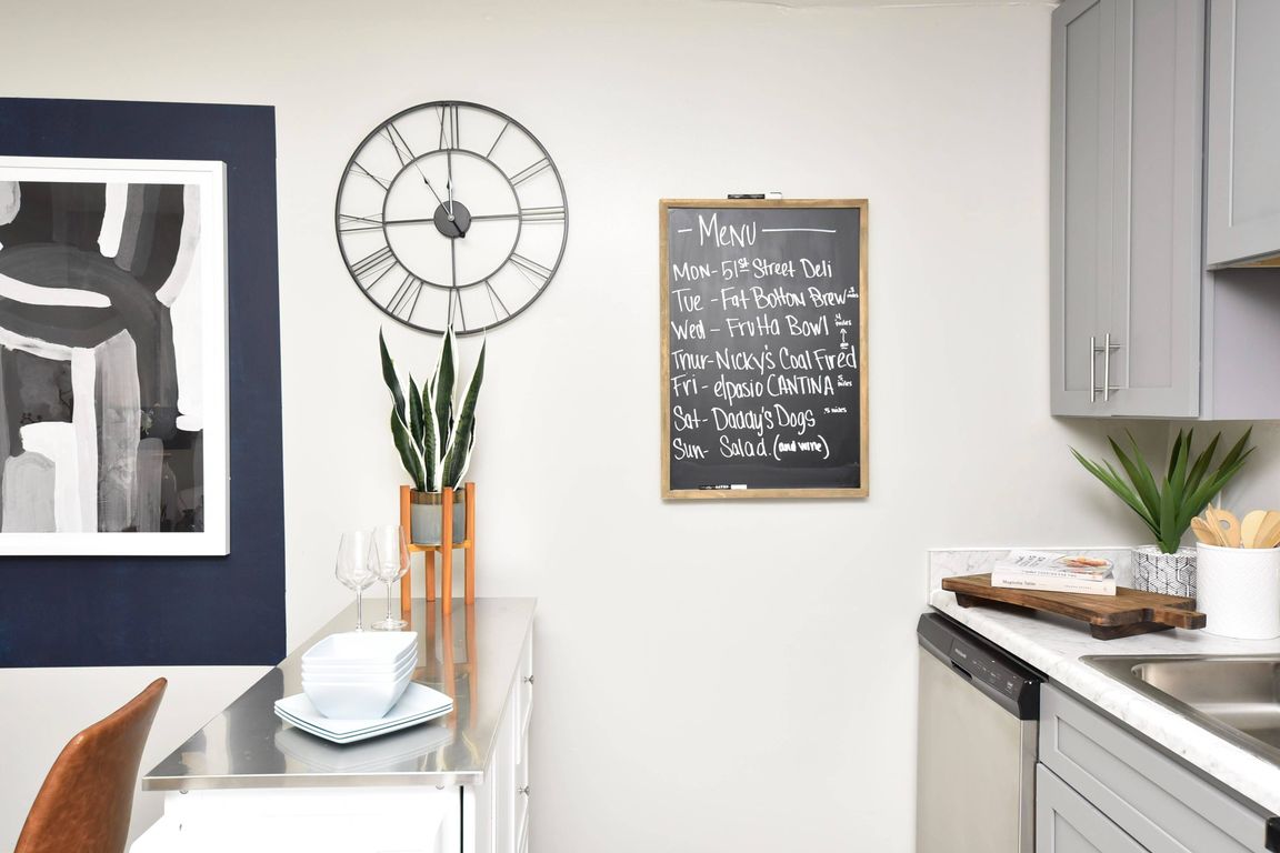 Kitchen + Modern Cabinetry