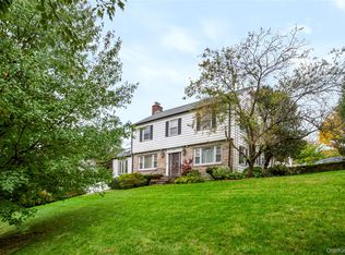 27 Parkview Drive, Bronxville, NY 10708